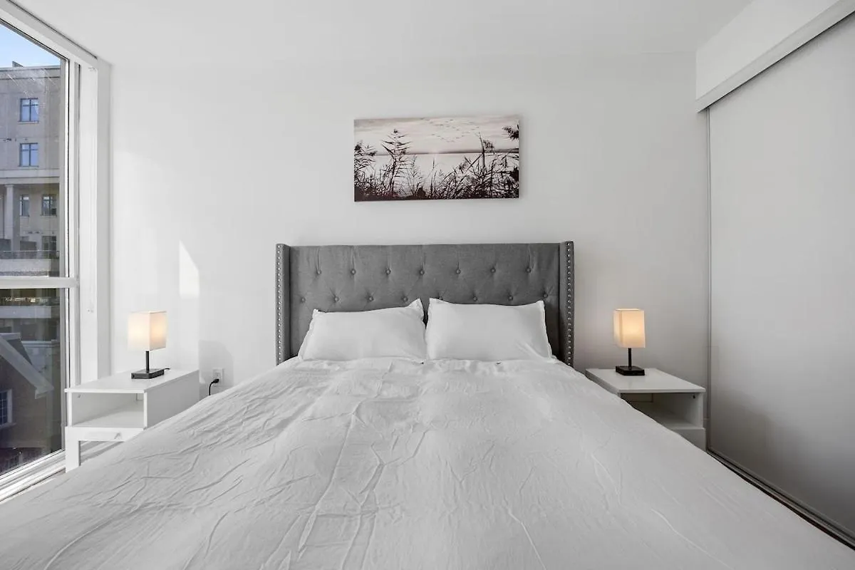 Spectacular Suite In The Heart Of Toronto 0*,  Canada